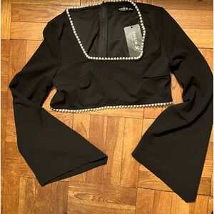 Pearl trim on Long Sleeve elegant crop top❤️